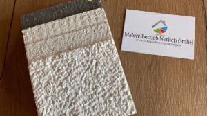 Armierungsputz mit Glasfasergitter und 2mm Kratzputz als Oberputz